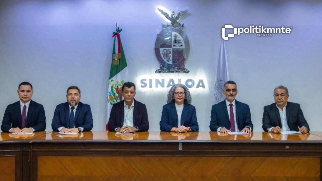 La Gobernadora de Sinaloa Graciela Domínguez toma protesta a los nuevos integrantes del Gabinete Estatal.